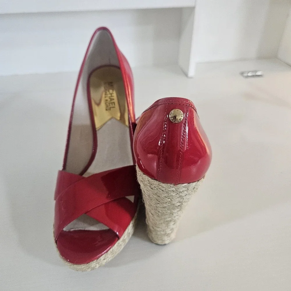 MICHAEL Michael Kors Red Patent Leather Espadrille Wedge Sandals Size 8.5M